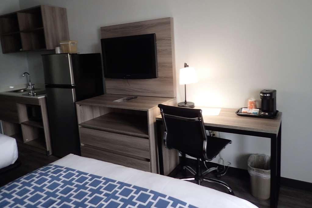 Suburban Studios Tysons Corner فيينا الغرفة الصورة